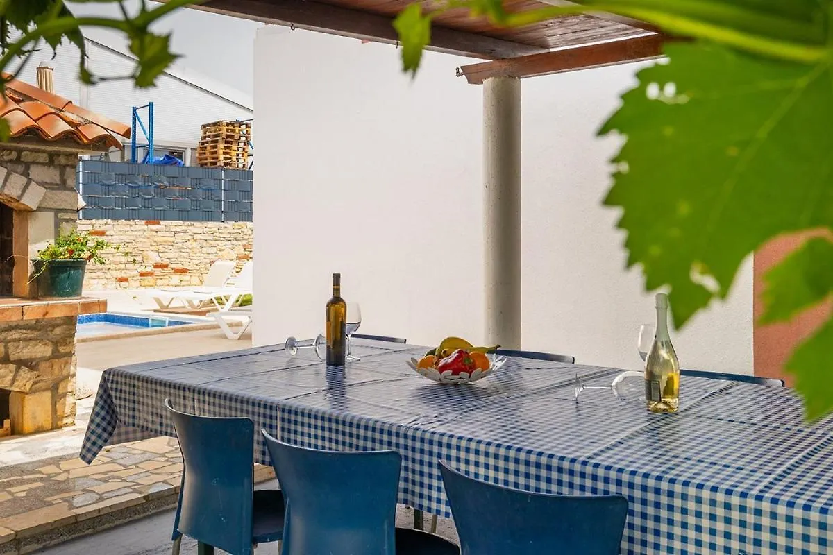Casa Marlena Villa Pula 0*,  Croatia